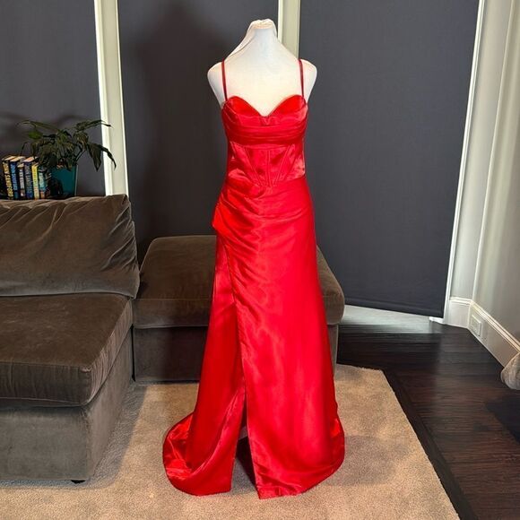 Red Satin Full Length Prom Party Formal Dress CrissCross Straps Leg Slit Size 8 - Picture 1 of 14